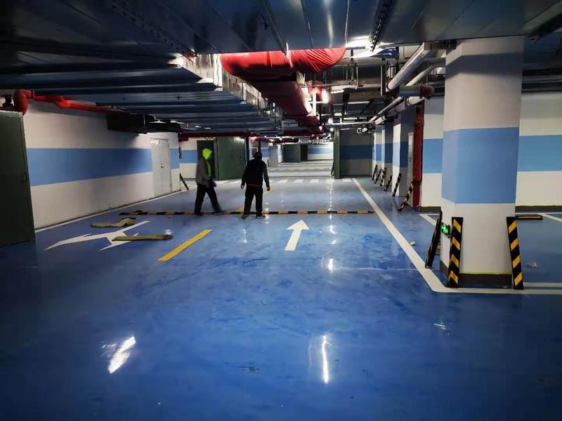 地下車庫(kù)劃線 